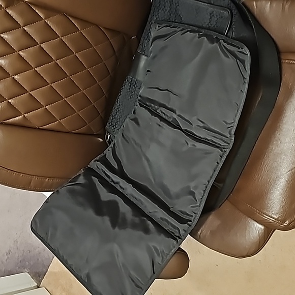 COACH DIAPER BAG OR CAN DOUBLE AS A WORK / LAPTOP MESSENGER BAG - Picture 7 of 7